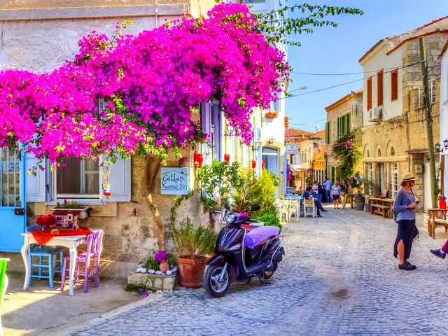 ALAÇATI OT FESTİVALİ